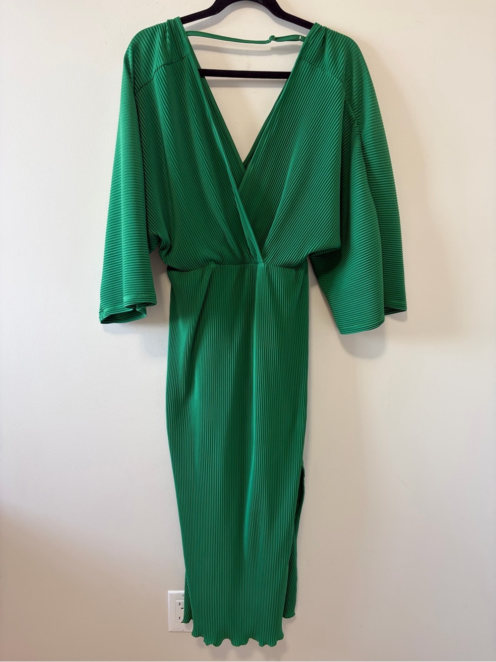 By Anthropologie Plisse V-Neck Wrap Midi Dress Emerald Kelly Green Size Small - Picture 5 of 16